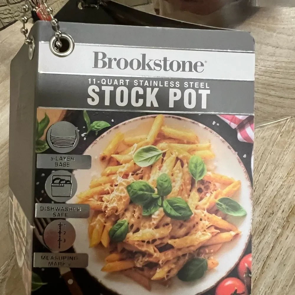 Brookstone 11 quart stainless steel stock pot  NEW